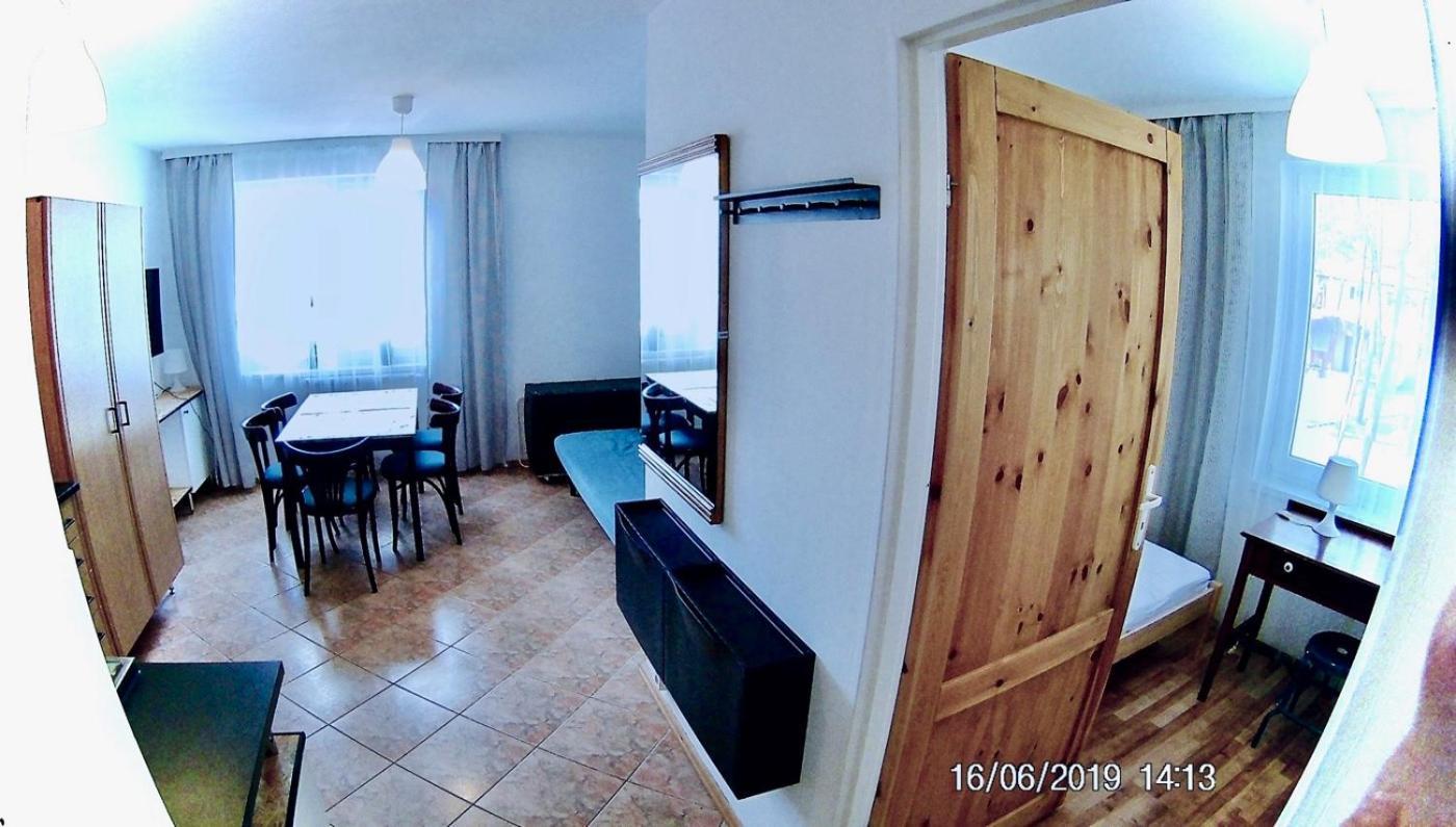 Czarny Bursztyn Apartment Dziwnowek Exterior photo